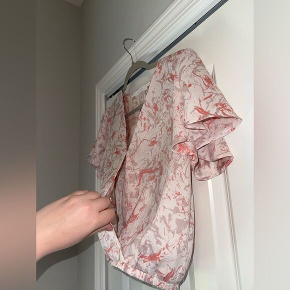 Astr Pink Flutter Sleeve Blouse with Notched Collar Size Small Womens - Picture 7 of 14